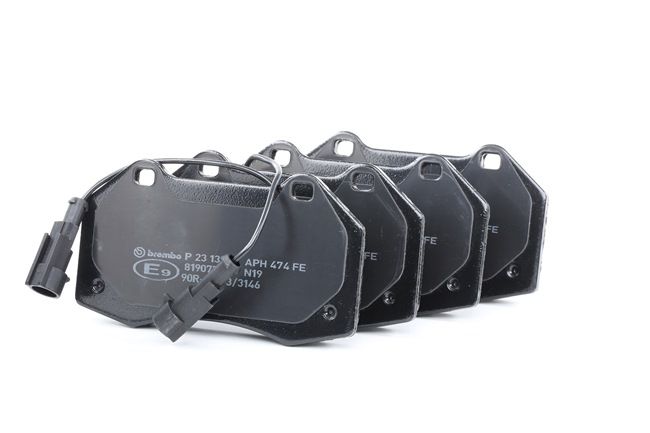 Köp Bromsbelägg av BREMBO P 23 139 till det låga priset 677,05 kr