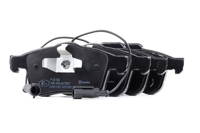 Köp Bromsbelägg av BREMBO P 23 132 till det låga priset 514,46 kr