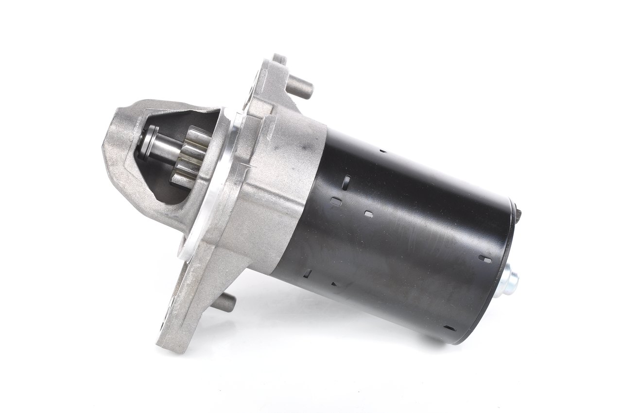 Köp Startmotor av BOSCH 0 001 106 027 till det låga priset 4300,00 kr