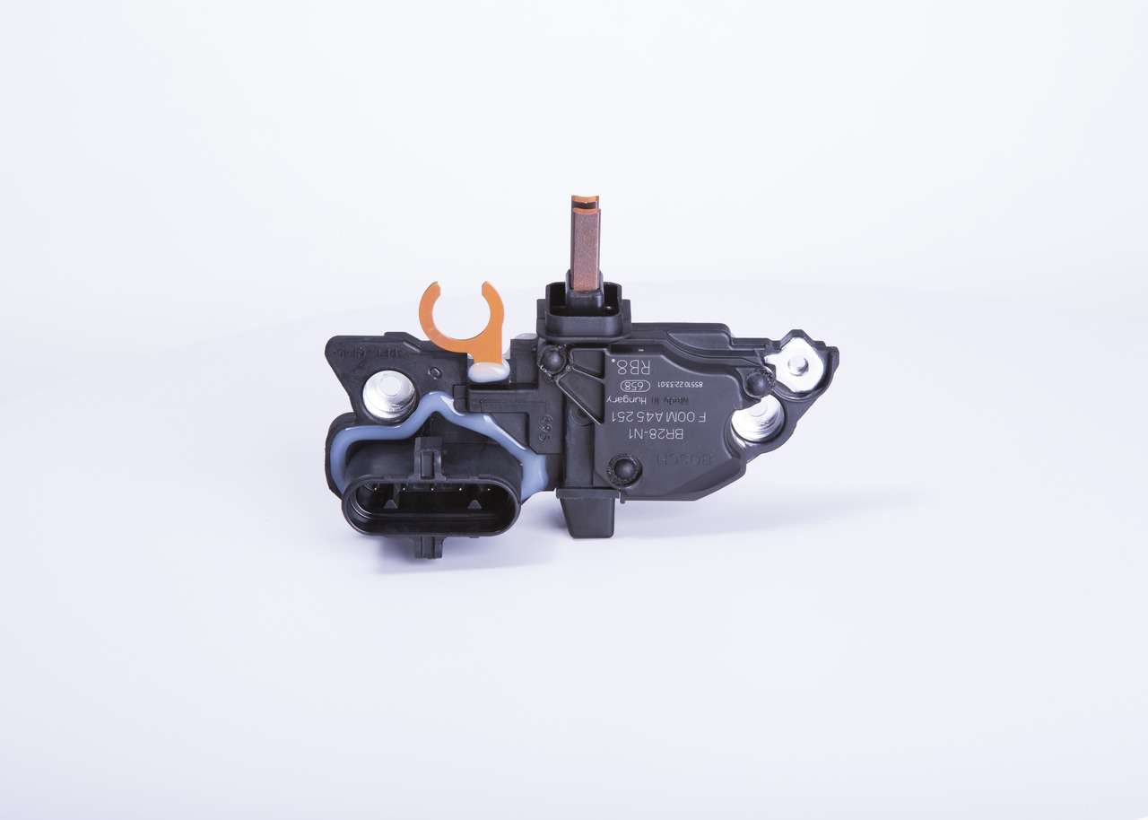 Køb Generatorregulator af BOSCH F 00M A45 251 til den lave pris 286,66 DKK