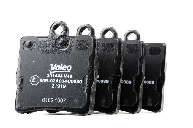 Köp Bromsbelägg av VALEO 301444 till det låga priset 265,98 kr