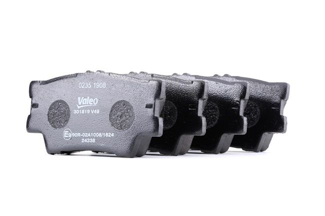 Köp Bromsbelägg av VALEO 301819 till det låga priset 252,36 kr
