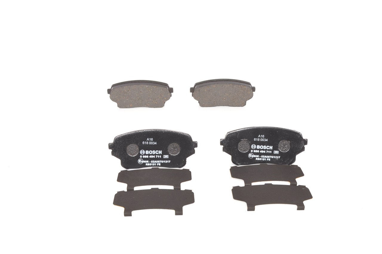 Acquista online BOSCH Kit pastiglie freni Art.: 0 986 494 711