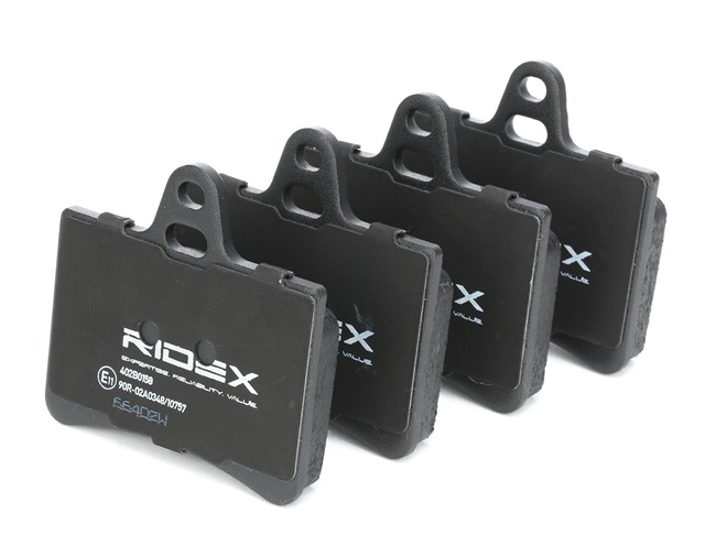 Köp Bromsbelägg av RIDEX 402B0158 till det låga priset 171,22 kr