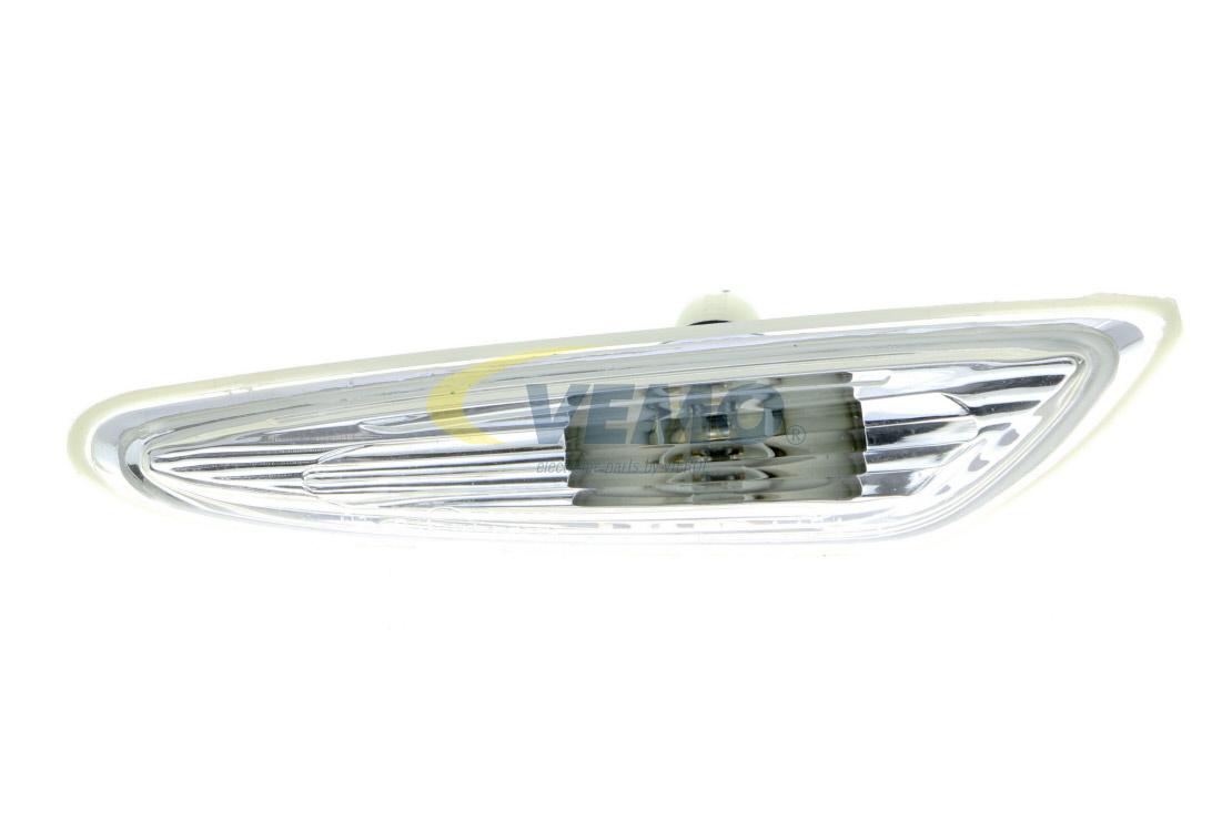 Köp Extrablinkers av VEMO V20-84-0011 till det låga priset 316,42 kr