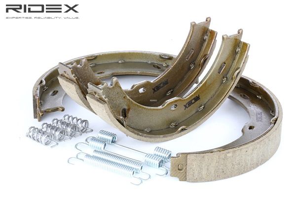 Comprar Juego de zapatas de frenos de RIDEX 70B0140 a bajo precio de 19,99 €