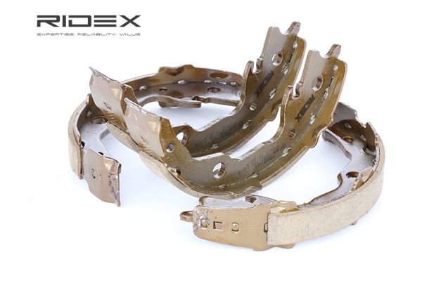 Comprar Juego de zapatas de frenos de RIDEX 70B0145 a bajo precio de 18,76 €