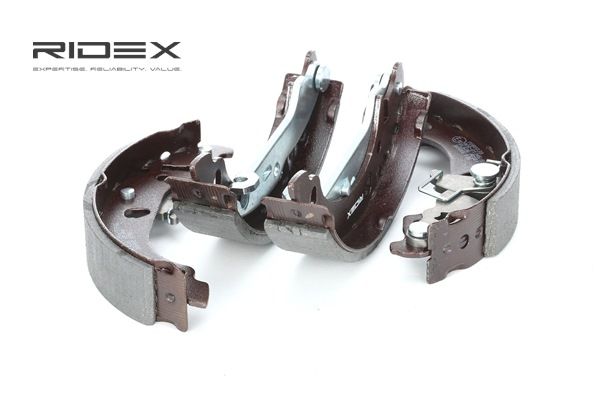 Comprar Juego de zapatas de frenos de RIDEX 70B0038 a bajo precio de 18,41 €